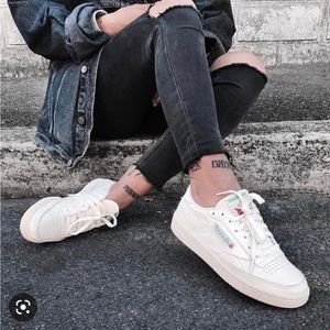 Reebok Classics Sneakers